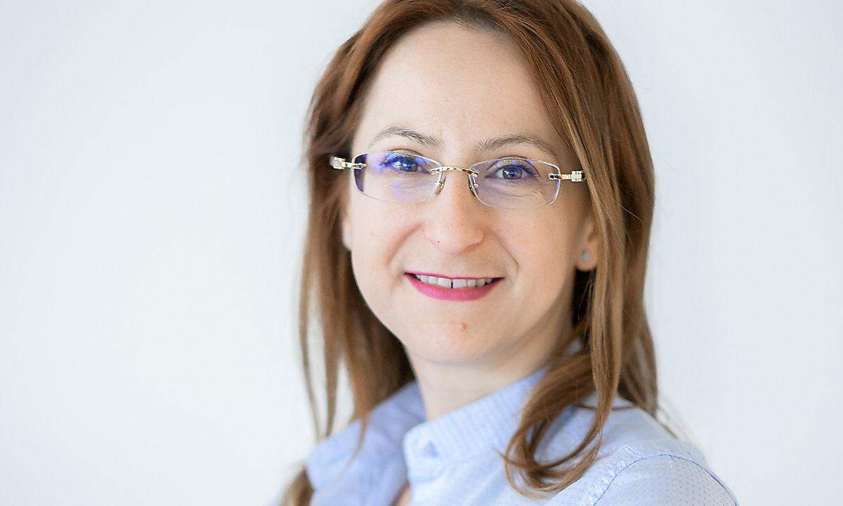 Diana Stoica übernimmt ab sofort die Position des Chief Financial Officers (CFO) bei Microsoft Österreich. Die 38-Jährige bringt langjährige internationale Erfahrungen im Finanz-, Service- und Projektbereich mit. Nach unterschiedlichen Führungspositionen in Rumänien und Norwegen, war Stoica zuletzt als Senior Finance Manager bei Siemens in Katar tätig.  