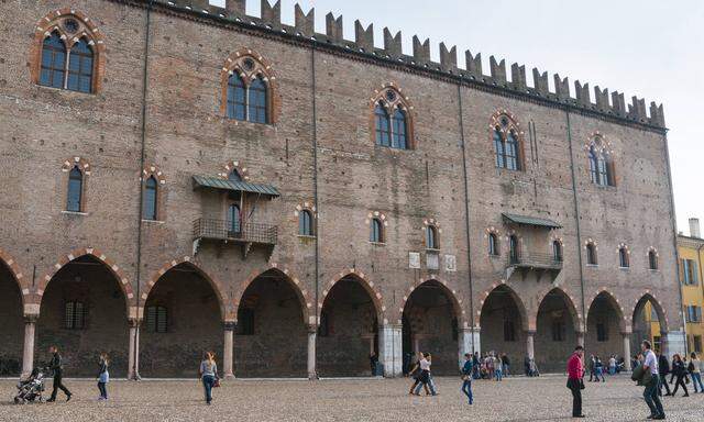 Das Palazzo Ducale in Mantua - seinen Posten dort bekommt der Österreicher Peter Assmann nicht automatisch zurück.  