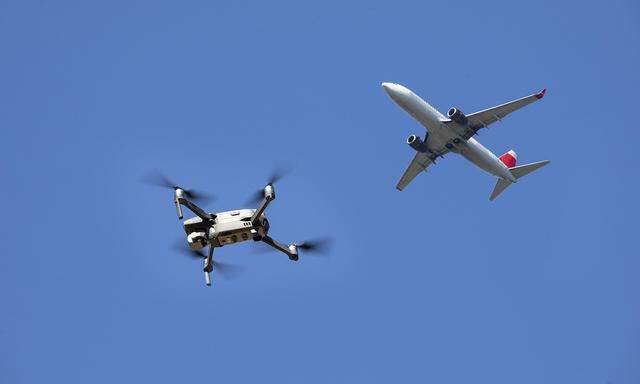 Laut Rechnungshof sollten an Flughäfen Abwehrsysteme installiert werden. 