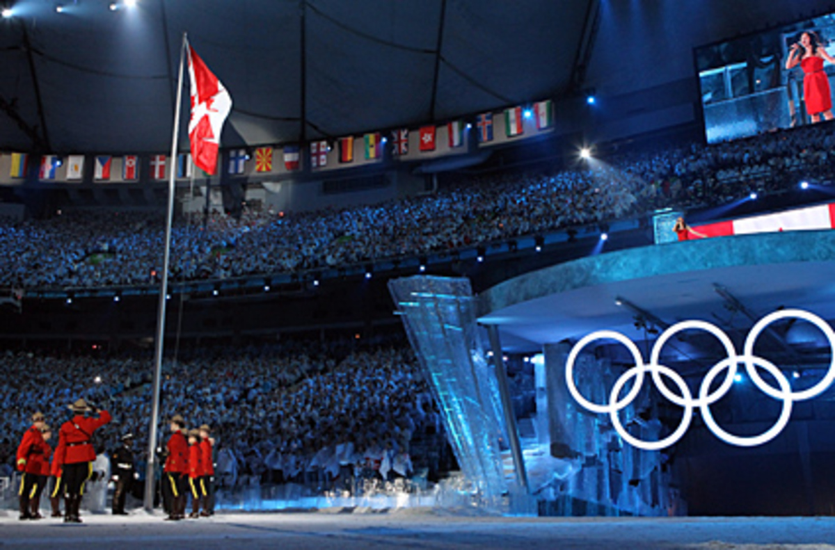 Mit dem Aufziehen der kanadischen Flagge und der Nationalhymne hatte die rund dreistündige, farbenfrohe Feier begonnen.