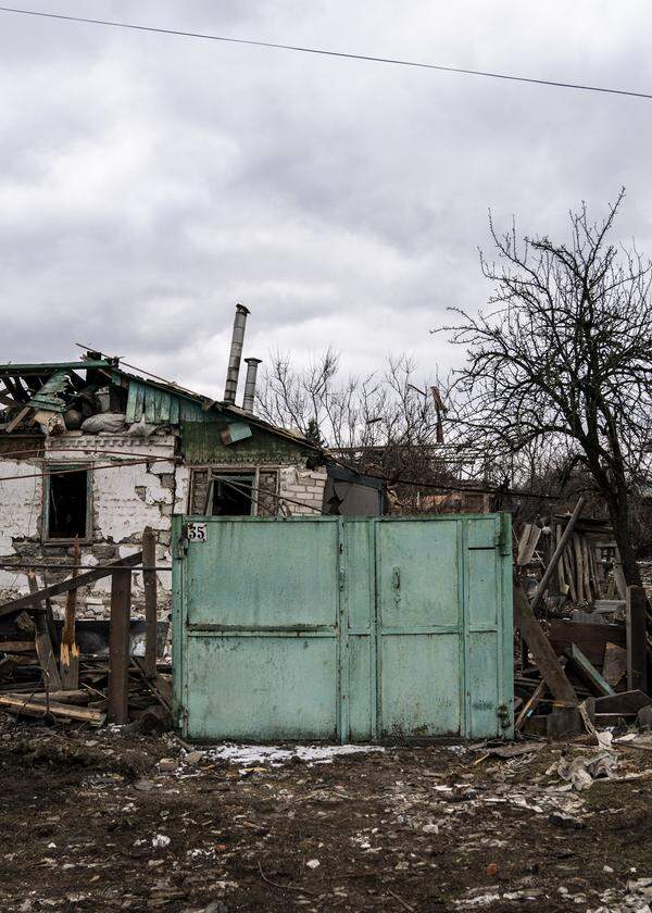 Verwüstung nach einem russischen Raketenangriff auf die ostukrainische Stadt Kramatorsk am Dienstag.