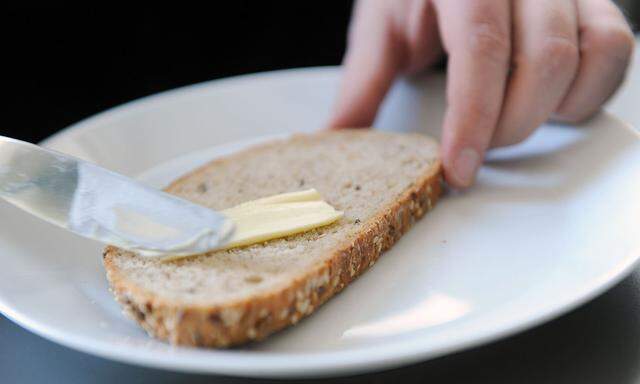 Wer den Butter auf das Brot streicht, hat das Wörterbuch nicht auf seiner Seite.