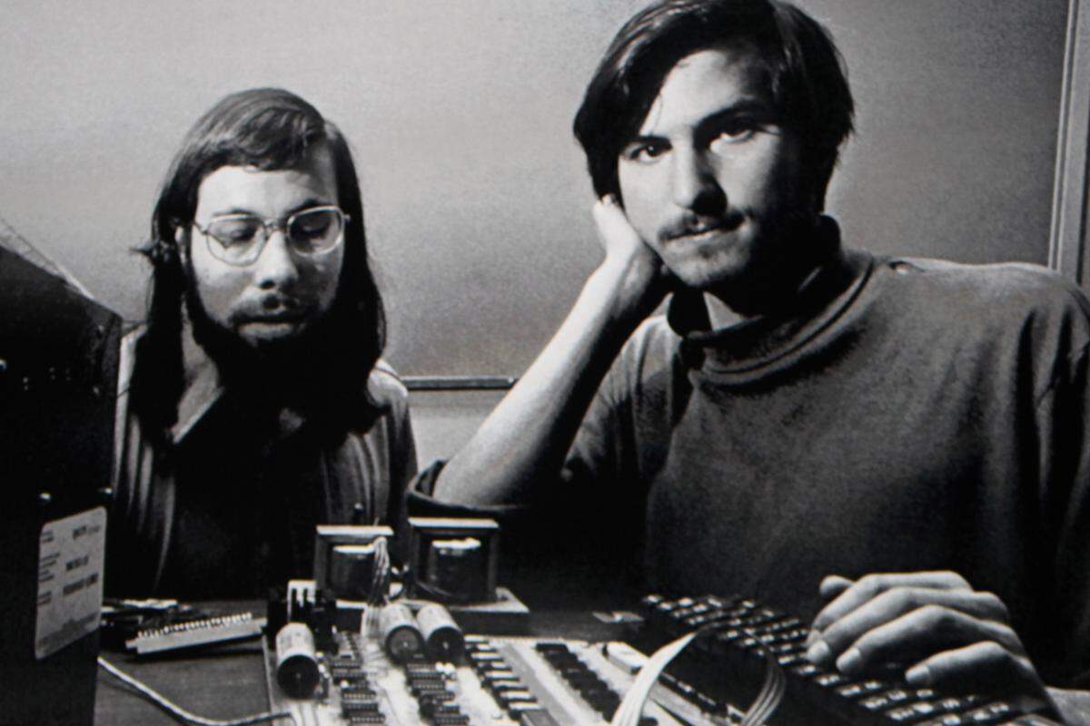 Bis der erste Mac bei Auktionen soviel Geld einbringt, wie der Apple I (im Bild mit Steve Wozniak und Steve Jobs), müssen wohl noch ein paar Jahre vergehen.