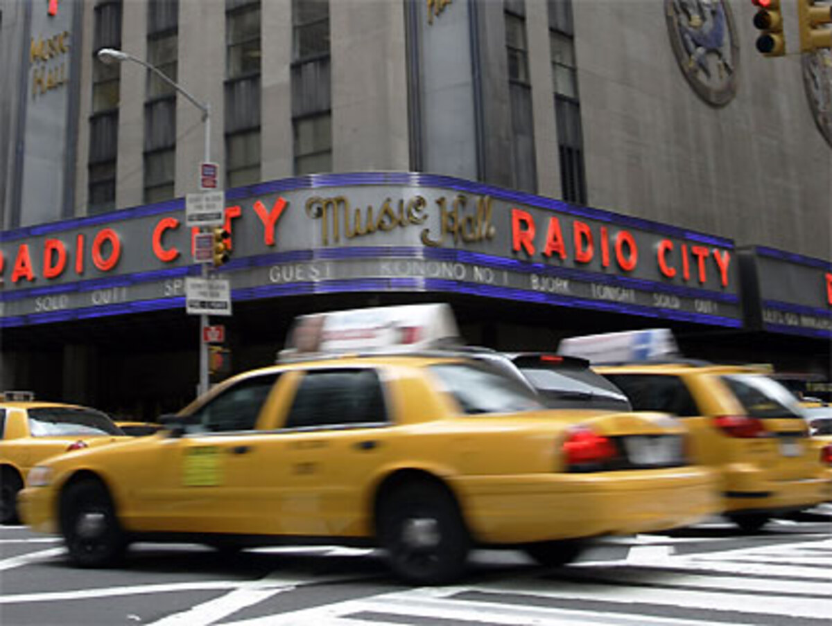 ist in New York. Weitere Büros befinden sich in London, Paris, Madrid, Hongkong, Bombay (Mumbai), Boston, Atlanta und Los Angeles.