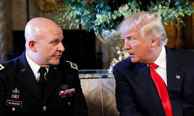 McMaster und Trump in Palm Beach.