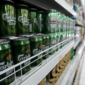 Die dänische Brauerei-Gruppe Carlsberg hat nach eigenen Angaben die Kontrolle über sein Geschäft in Russland verloren. (Symbolbild)