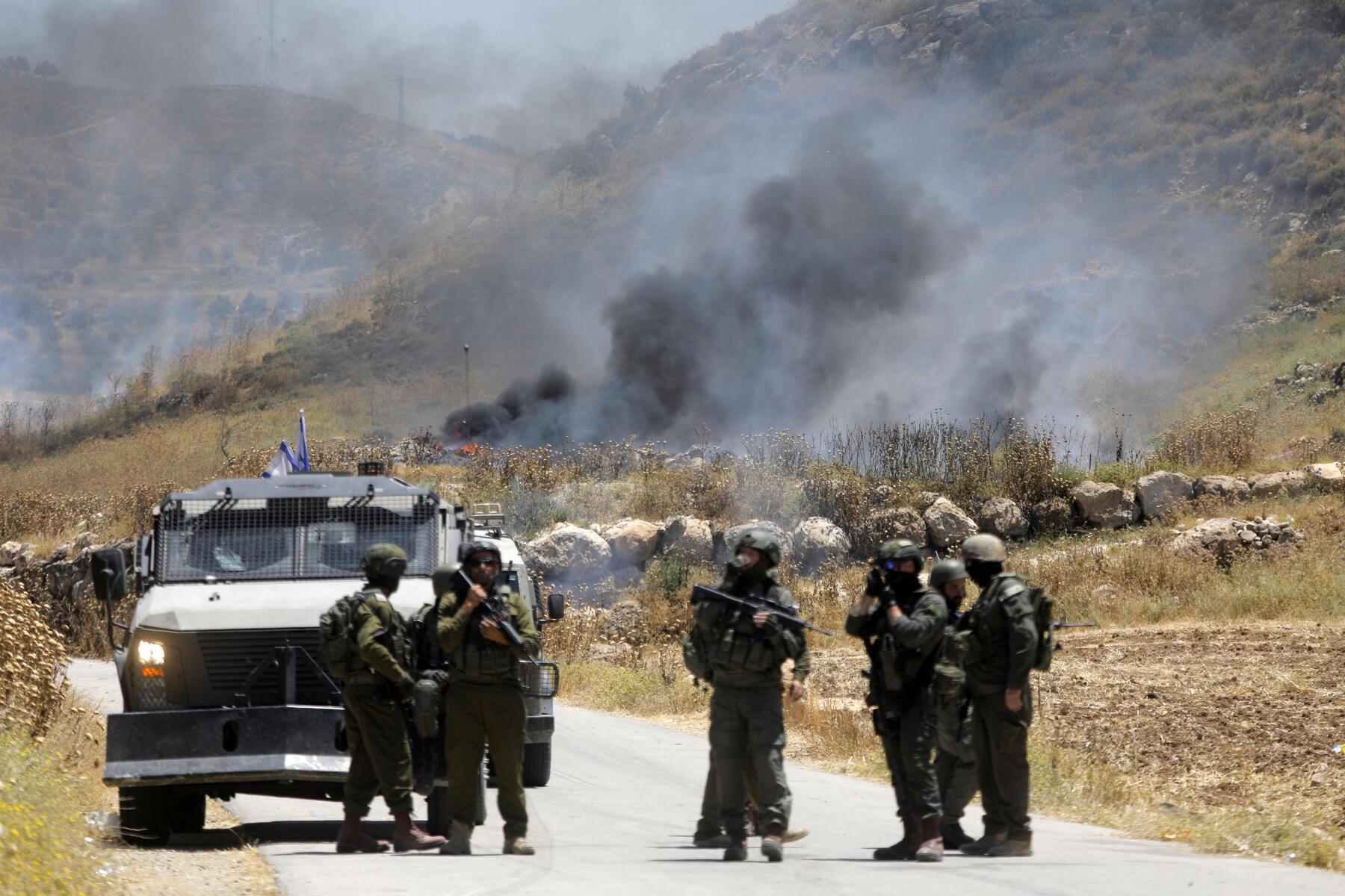 Israel Orders Evacuation of Southern Lebanon Villages Amid Escalation