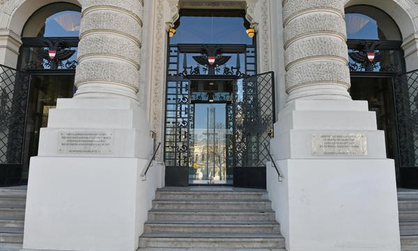 Justizpalast auf dem Schmerlingplatz in Wien