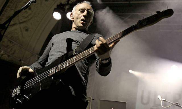 Der Bassist Chris Cross ist im Alter von 71 Jahren gestorben.