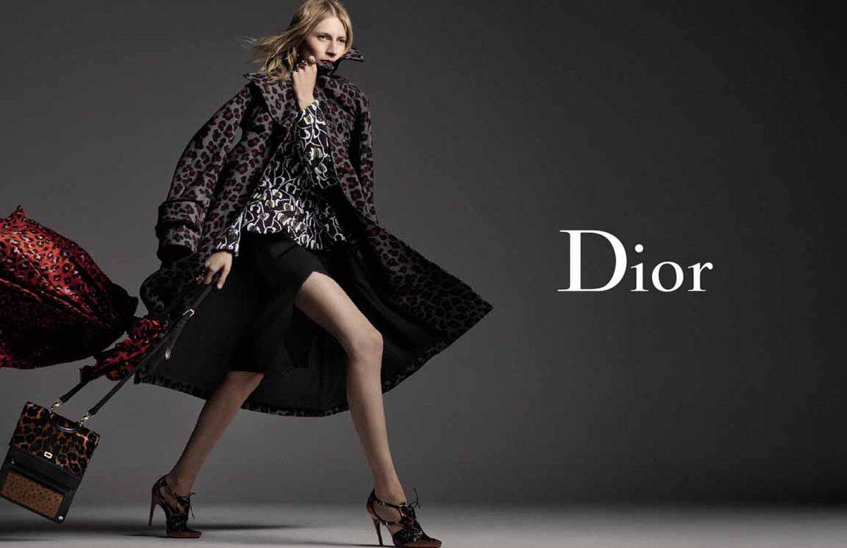 Herbstkampagne von Dior mit Model Julia Nobis von Fotograf Steven Meisel.