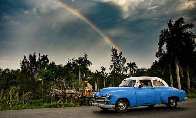 Auf der Karibikinsel sind manche Autos seit mehr als 60 Jahren unterwegs - nicht in allen Fällen ganz freiwillig.