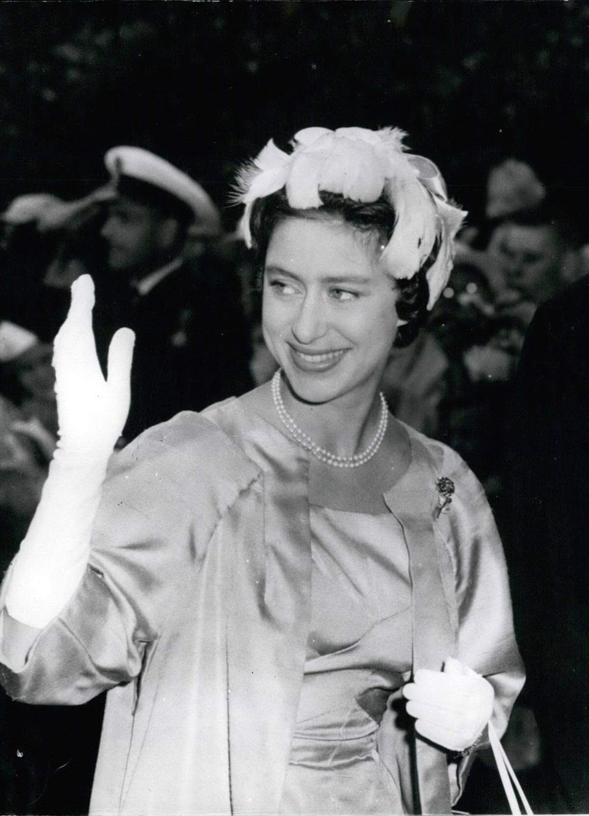 Federn sind seit Jahrzehnten ein fester Bestandteil der Hutmacherei: Princess Margaret 1950.      