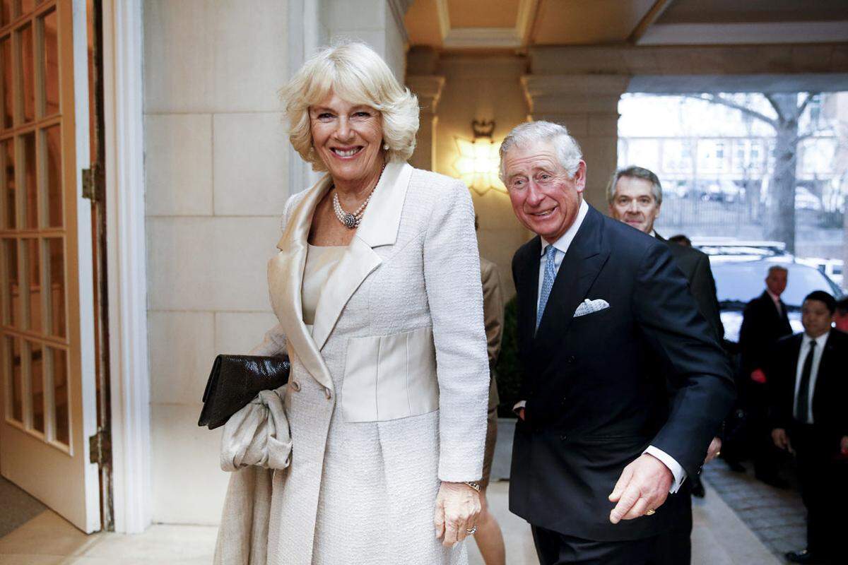 Camilla hat ihre Rolle in der königlichen Familie angenommen. Zunächst nervös und zurückgenommen, ist sie zur festen Größe bei den Royals geworden und Schirmherrin von 85 gemeinnützigen Organisationen.