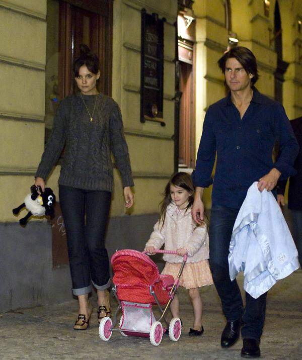 Suri Cruise gilt wohl als Inbegriff der Mini-Fashionistas. Die siebenjährige Tochter von Katie Holmes und Tom Cruise soll einen Kleiderschrank haben, der jede erwachsene Fashionista vor Neid erblassen lässt.