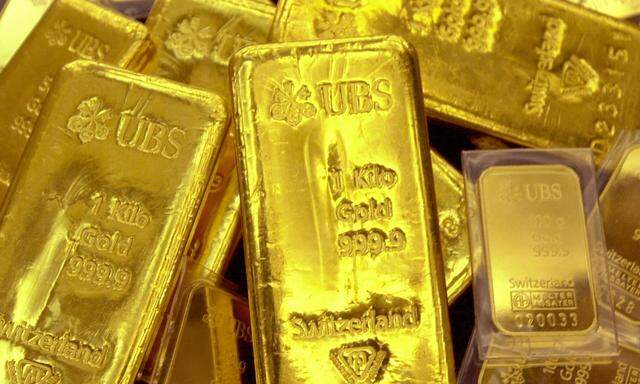Mit der Zinswende kommt auch Gold wieder vermehrt in den Blick der Anleger. 