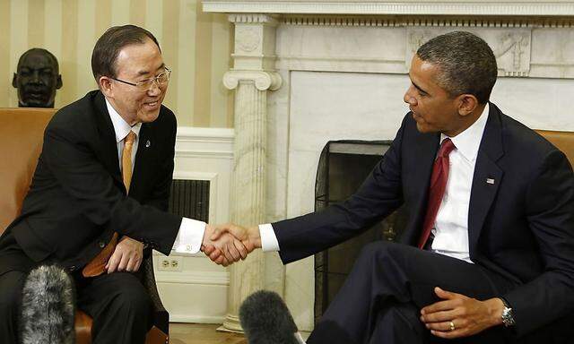 U.S. President Obama shakes hands with UN General Secretary Ban Ki-moon after meeting at the White House in Washington