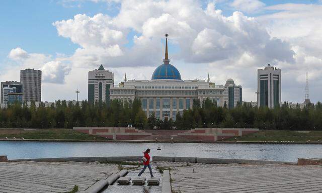Ein Bild der offiziellen Residenz des kasachischen Präsidenten, genannt "Akorda", in der Hauptstadt, die nun wieder Astana heißen darf.