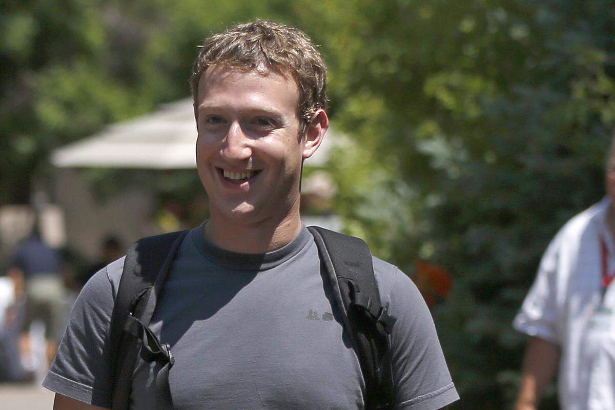 Mark Zuckerberg schafft es auf Platz 6 der Tech-Milliardäre laut Forbes. 28,5 Milliarden Dollar soll der Facebook-Gründer mittlerweile schwer sein - mehr als das doppelte als noch im Jahr davor.