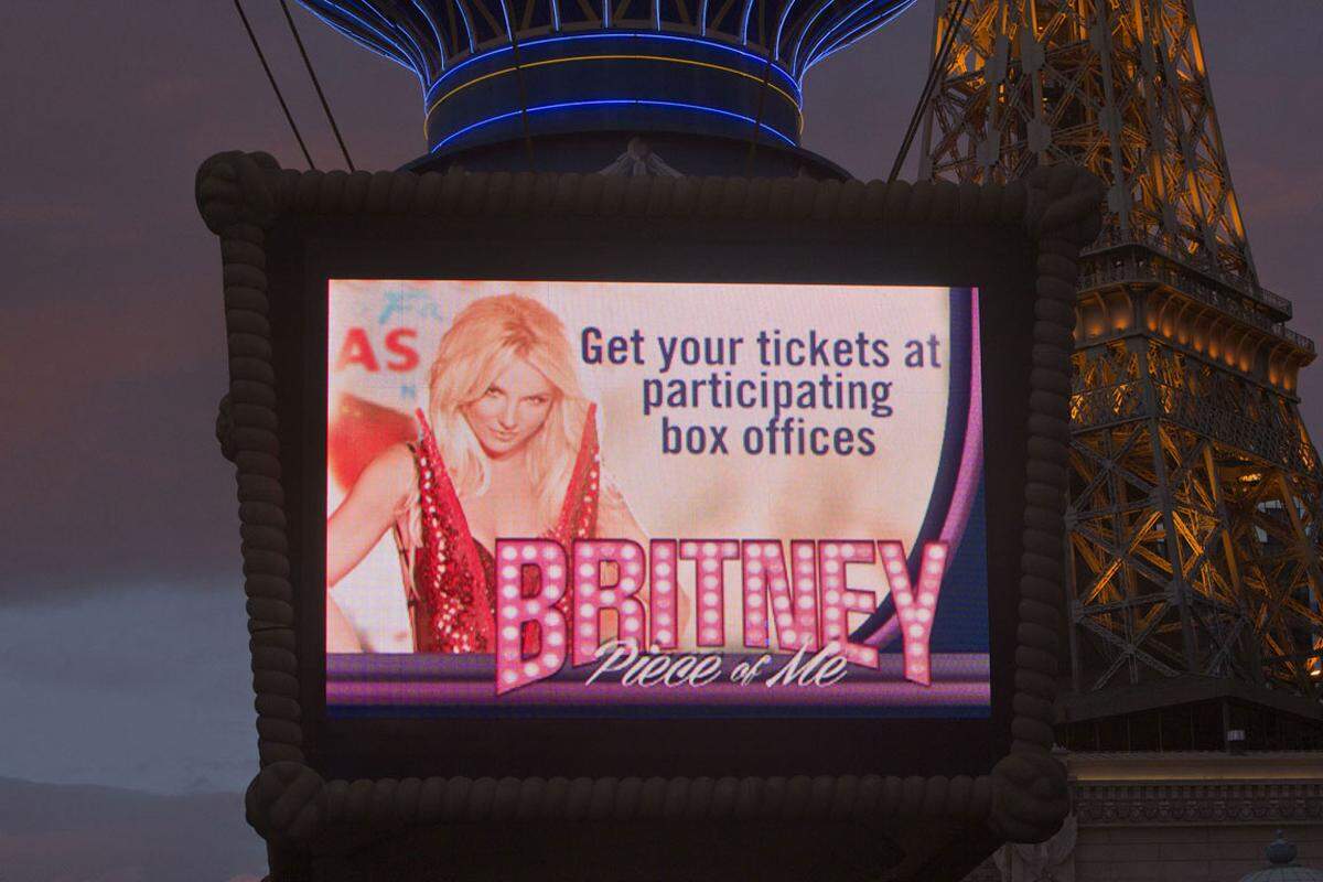 Seit 2013 allerdings scheint vieles wieder in Spur zu sein. Spears bekommt ein Engagement in Las Vegas. Ihre Show "Britney: Piece Of Me" ist so erfolgreich, dass sie entgegen ursprünglicher Pläne sogar bis 2017 verlängert wurde.