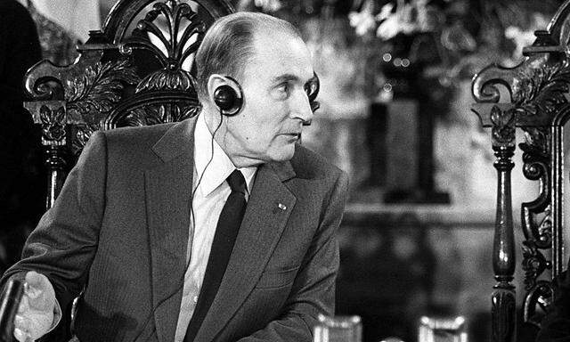 Frankreichs Staatspräsident François Mitterrand