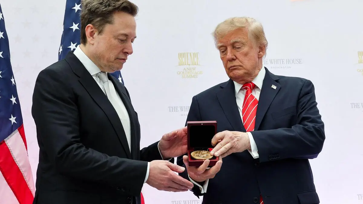 Erst Streit, jetzt Versöhnung: Trump ehrt Musk als „modernen Thomas ...