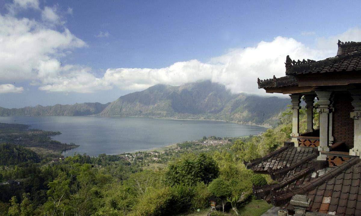 Die zu Indonesien gehörende Insel liegt im Indischen Ozean zwischen Java und Lombok. Bali wird auch "Land der Götter" genannt, bietet viele Sehenswürdigkeiten und bei Surfern beliebte Strände. 2012 war Bali noch auf dem zweiten Platz zu finden, in diesem Jahr bekam die Insel 88,70 Punkte.