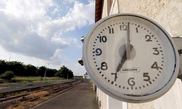 Ist das Uhr "vor- und zurückstellen" bald Vergangenheit?