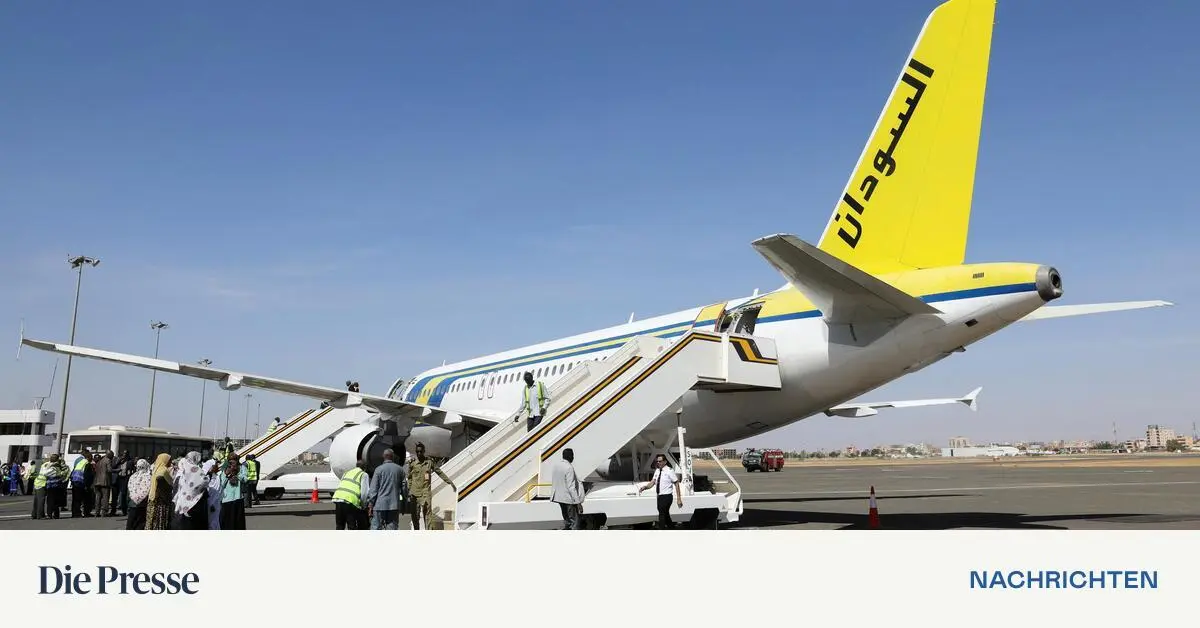 Erstmals-seit-drei-Jahren-Linienflug-landet-in-Khartum