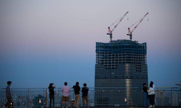 Japans Wirtschaft ist seit zwei Jahrzehnten nicht gewachsen. Die Entwicklungen auf der Insel könnten für manche Länder ein Blick in die Zukunft sein.