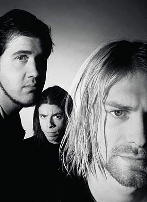 Cobain war wie vom Erdboden verschwunden. Cobains Mutter Wendy O'’Connor gab am 3. April eine Vermisstenanzeige auf. Erst ein Elektriker fand Cobain zufällig in dessen Haus. Mit einer dreifachen Überdosis Heroin im Körper hatte er sich erschossen. In seinem Abschiedsbrief zitierte er aus Neil Youngs Song "My My, Hey Hey (Out Of The Blue)": "It's better to burn out than to fade away."