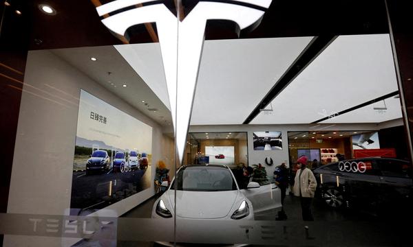 Am Sonntag nahm der chinesische Autoverband die Tesla-Modelle 3 und Y in die Liste der zugelassenen Autos mit Selbstfahrmodus auf.