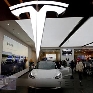 Am Sonntag nahm der chinesische Autoverband die Tesla-Modelle 3 und Y in die Liste der zugelassenen Autos mit Selbstfahrmodus auf.