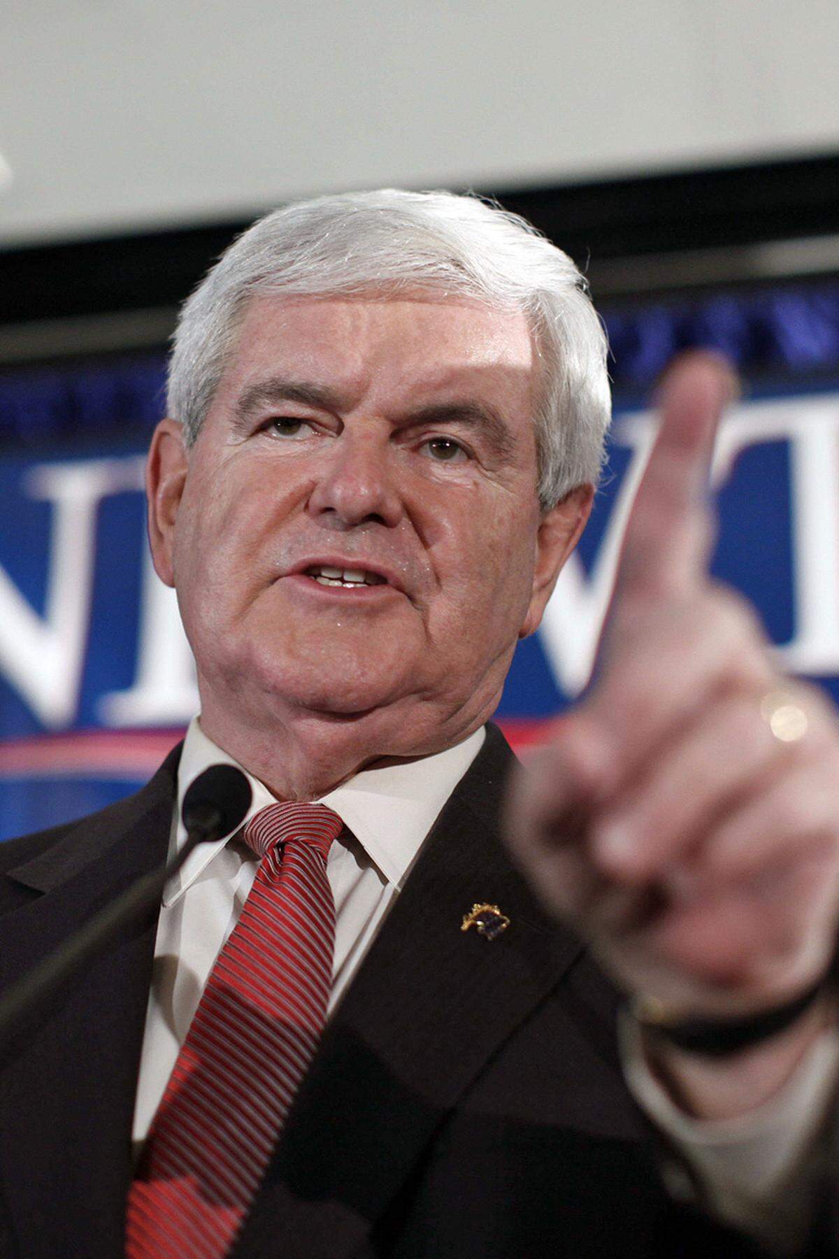 Newt Gingrich gilt als Urgestein der US-Republikaner. Der 68-Jährige war schon einmal die große Hoffnung seiner Partei. Unter seiner Führung holten die Republikaner bei den Kongresswahlen 1994 einen Erdrutschsieg, Gingrich wurde der erste republikanische "Speaker" des Repräsentantenhauses seit vier Jahrzehnten ("Republican Revolution").