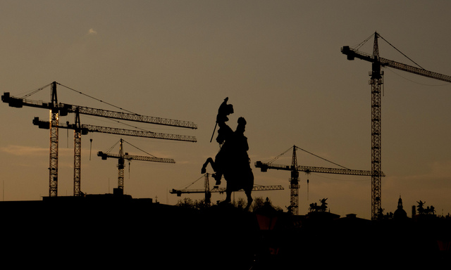 Besonders drastisch ist die Situation laut den Ökonomen am Bau.
