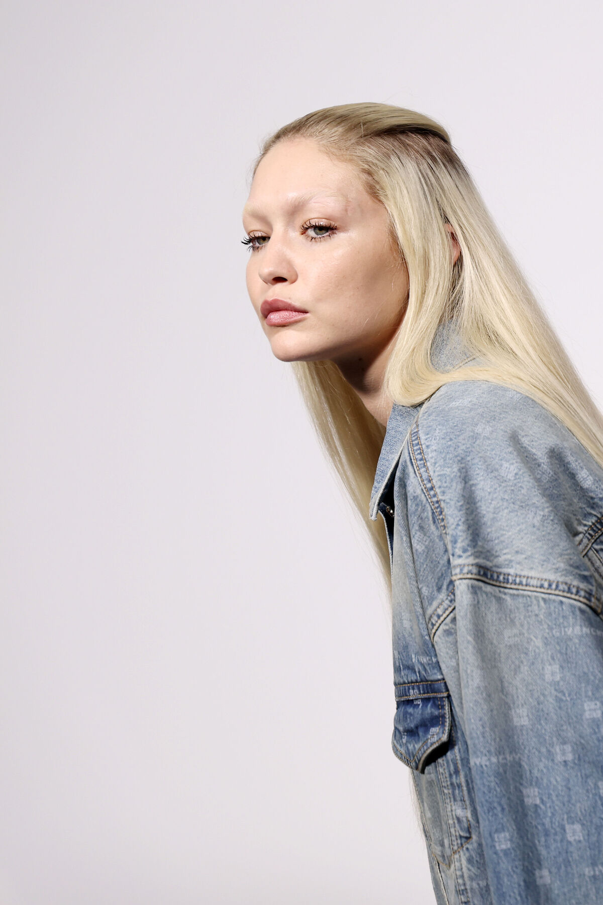 Gigi Hadid für Givenchy, Frühjahr/Sommer-Kollektion 2023.