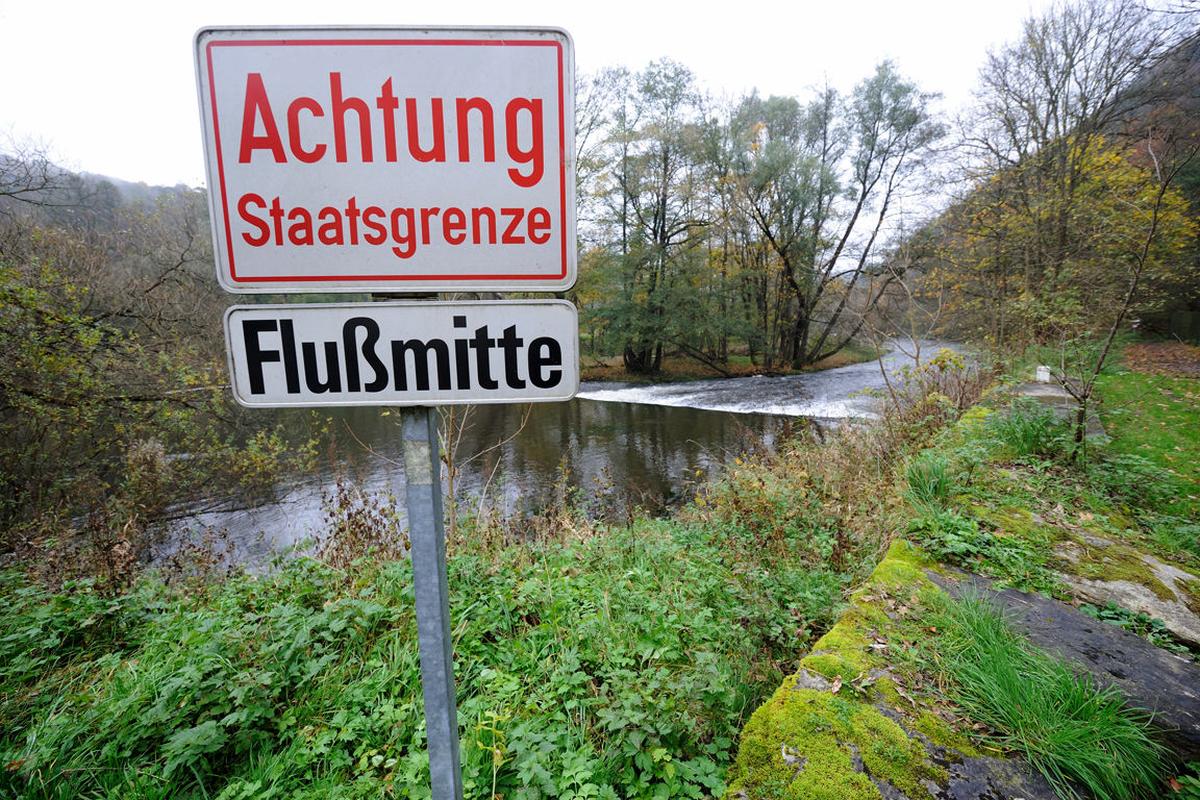 Die Staatsgrenze läuft noch heute teilweise entlang der Thaya, 1990 aber wurde die Brücke wiedereröffnet.