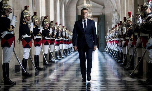 Marschiert Emmanuel Macron in eine zweite Amtszeit? Frankreichs Präsident geht als haushoher Favorit in die Stichwahl. 