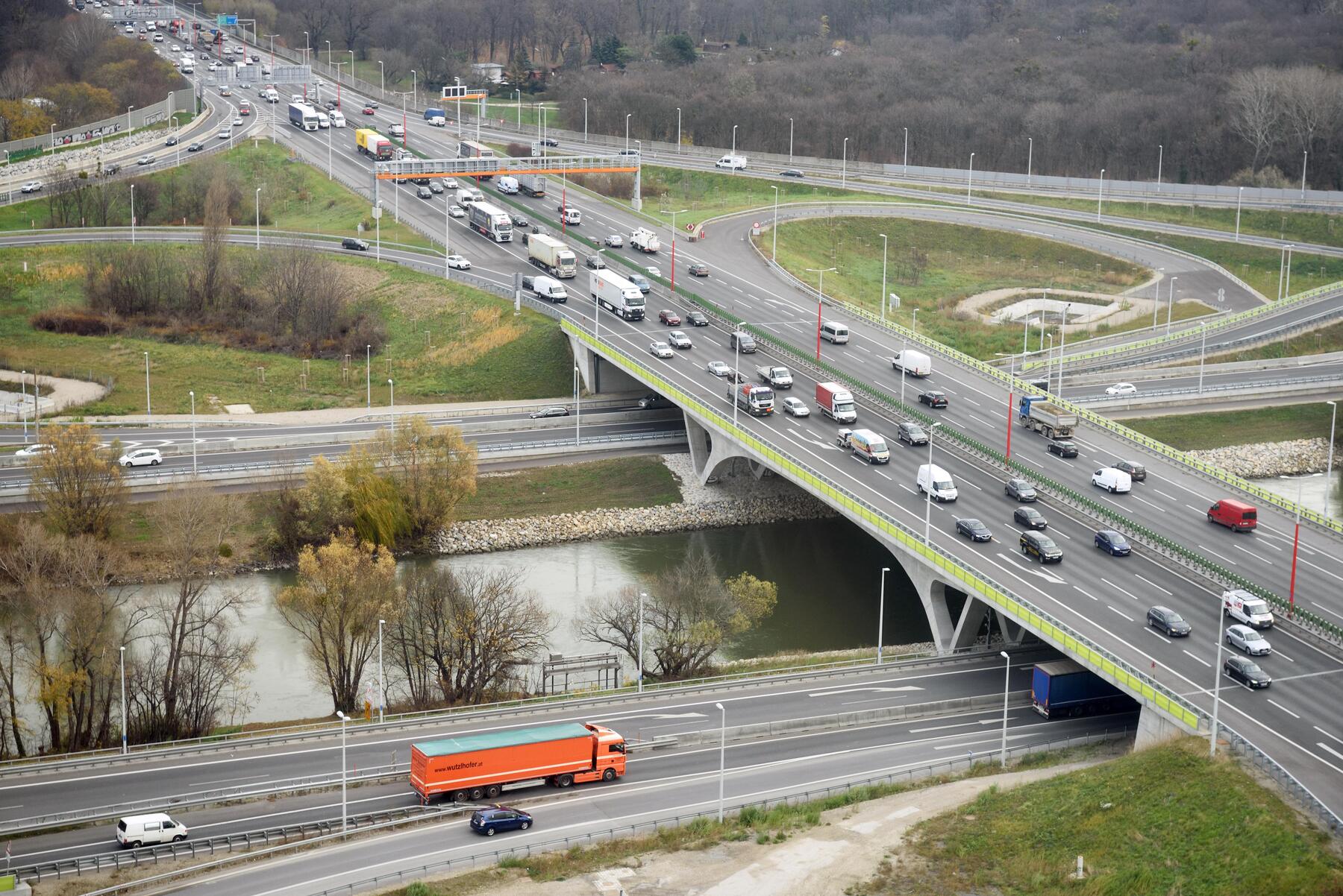 Europäische Spitze – aber leider nur beim Straßenbau