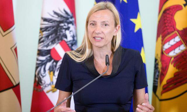 Familienministerin Juliane Bogner-Strauß (ÖVP) 