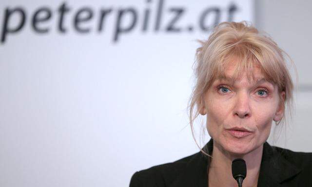 Maria Stern (hier bei ihrer Pressekonferenz im Vorjahr) soll in wenigen Tagen zur neuen Chefin der Liste Pilz gewählt werden.