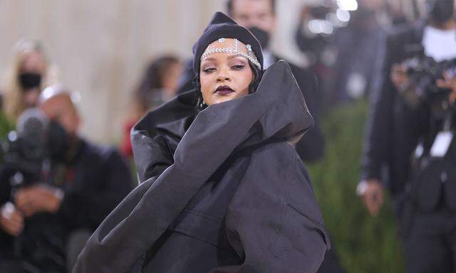 Rihanna ist die einzige "Selfmade"-Milliardärin unter 40. 