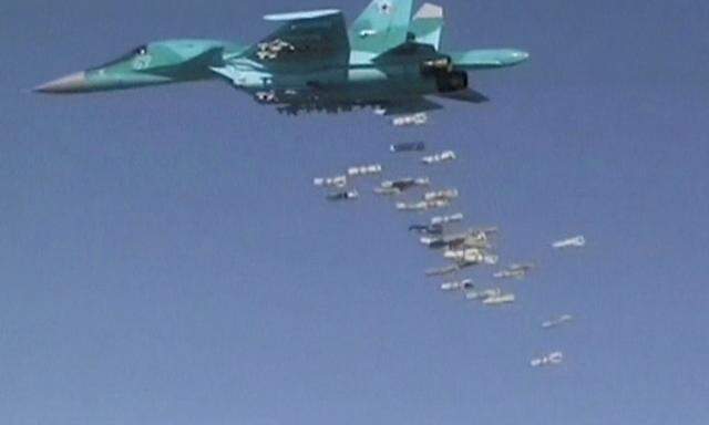 Russische Kampfjets bei einem Luftangriff in Syrien.ikes carried out by Russian air force in Syria
