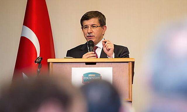 Ahmet Davutoglu bei seiner Rede in München.