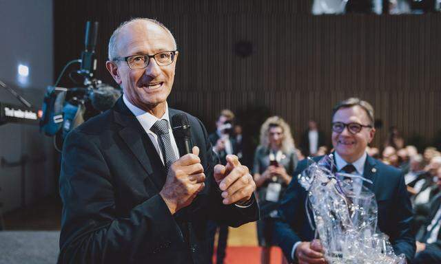 Der neue ÖVP-Chef von Tirol, Anton Mattle, und sein Amtsvorgänger Günther Platter