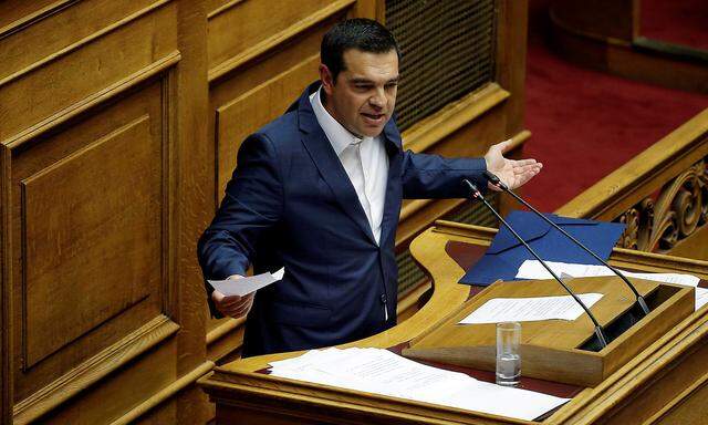Tsipras gewinnt Abstimmung.
