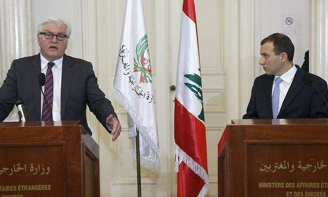  Frank-Walter Steinmeiermit Libanons Außenminister Gebran Bassil.