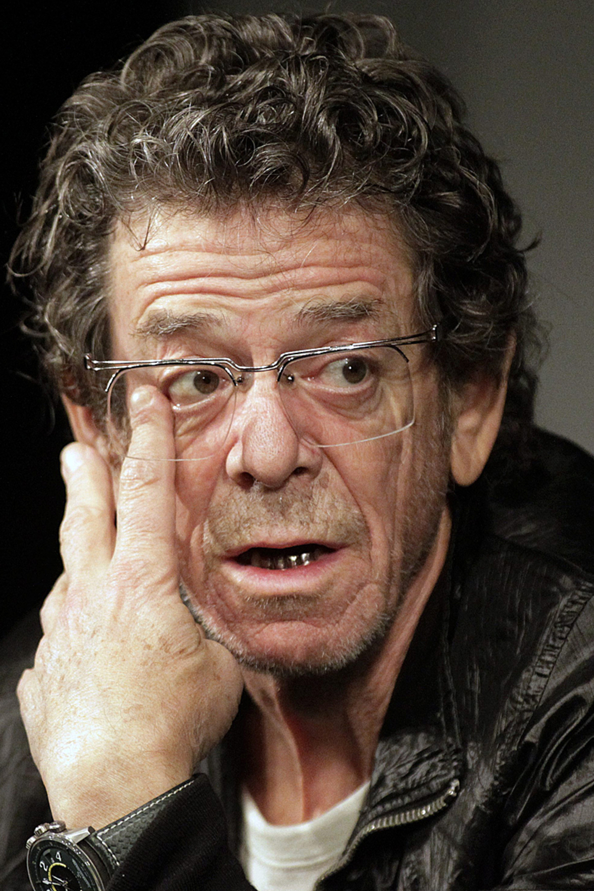 Nicht nur Black Sabbath schrieben einen Song über Heroin ("Hand of Doom"), auch Lou Reed hat sich intensiv mit illegalen Substanzen beschäftigt. Für The Velvet Underground schrieb er die von Drogen inspirierten Klassiker "I'm Waiting for the Man" und "Heroin". Mittlerweile ist der 69-Jährige kuriert. Zwischenzeitlich sorgte er mit Aussagen wie "I tried to give up drugs by drinking" für Aufsehen.