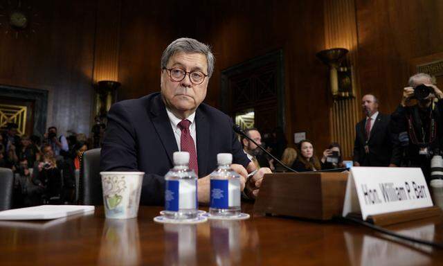 Der Senat lud Justizminister William Barr zu einem Hearing vor. Nach wie vor scheidet der Mueller-Report die Geister.