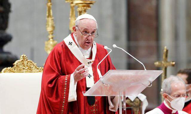 Papst Franziskus hat am Pfingstsonntag die Gläubigen und die Kirche angehalten, nicht in ein Leistungsdenken zu verfallen.