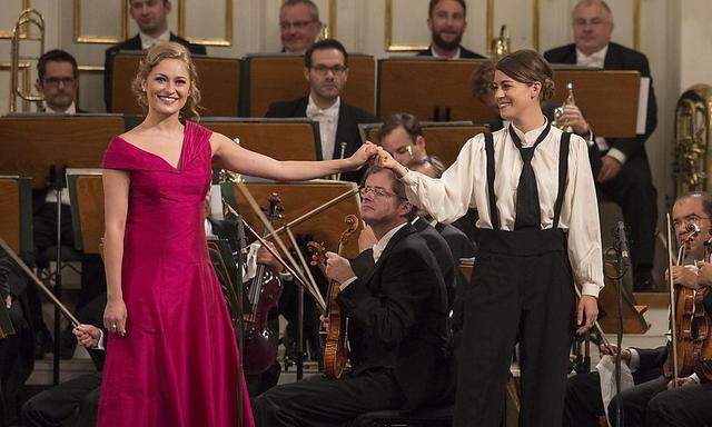 Nika Goric (l.) und Valentina Stadler beim Abschlusskonzert im Mozarteum.
